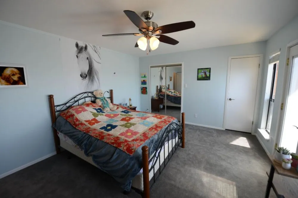 746 E Island Drive Bluffton, TX 78607