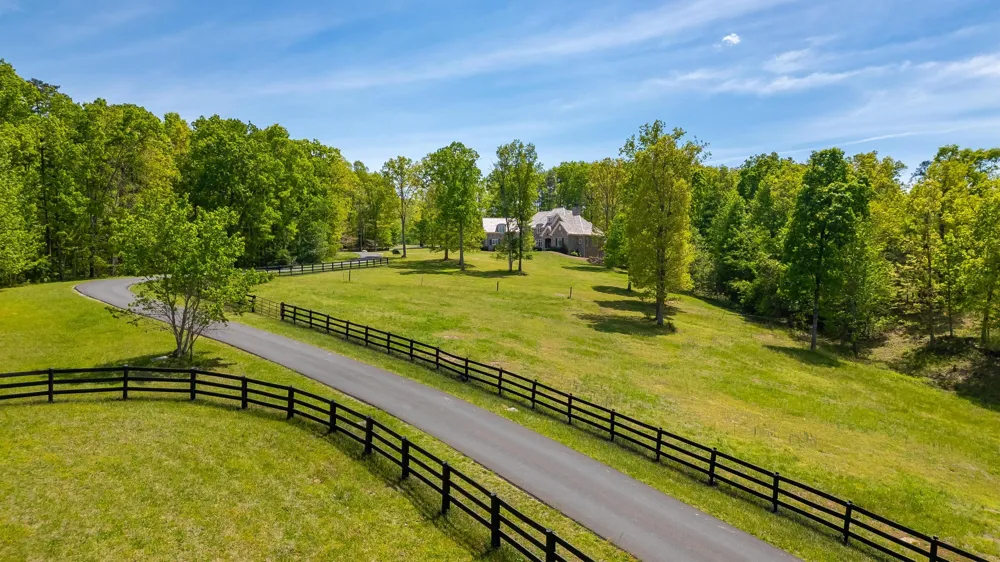 756 Long Branch Road Lookout Mountain, GA 30750