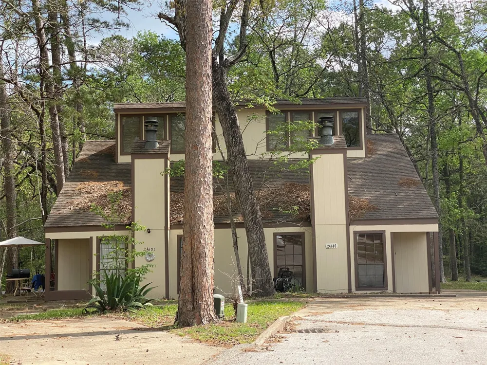 24605 Pools Creek E Huntsville, TX 77320