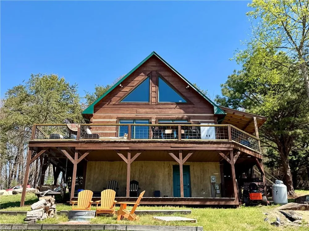 217 Fairview Drive Traphill, NC 28685