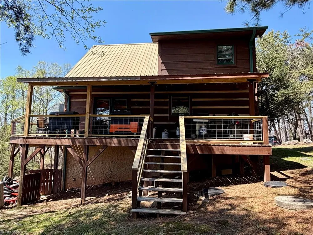 217 Fairview Drive Traphill, NC 28685