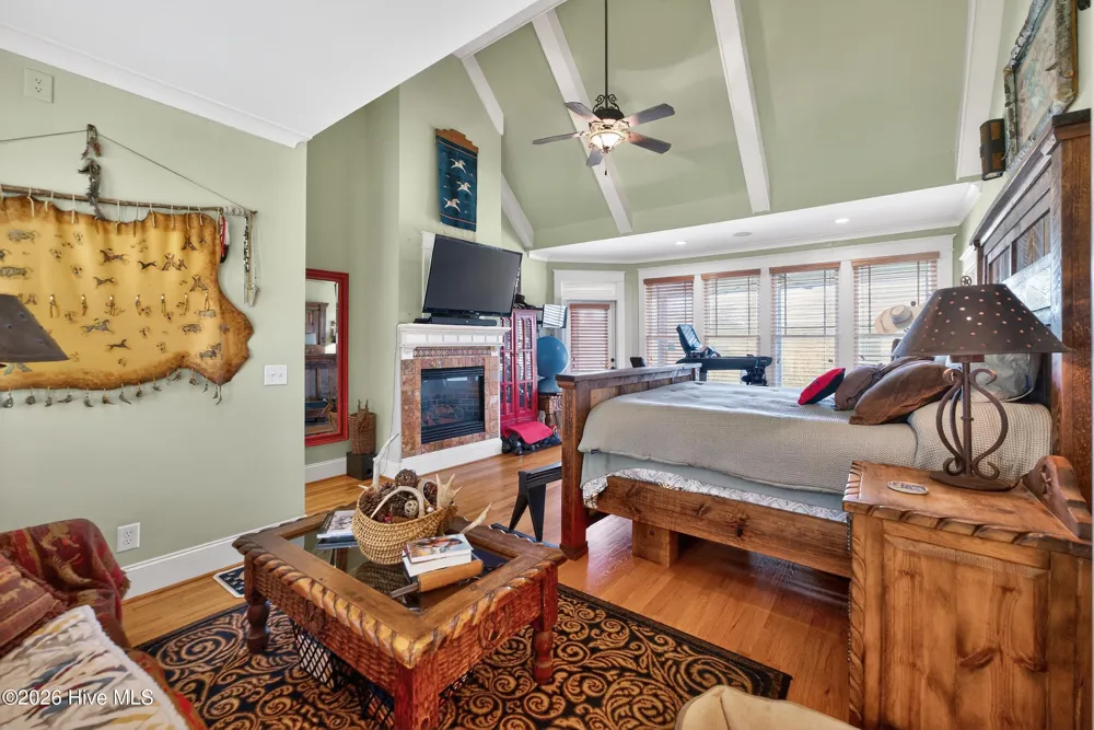 548 Double N Road Pittsboro, NC 27312