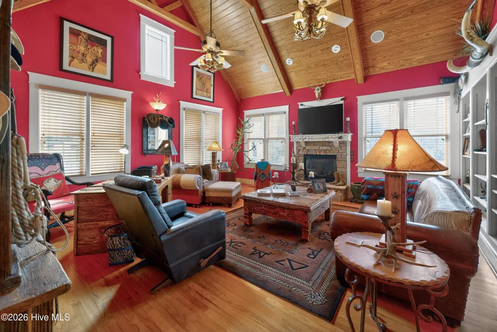 548 Double N Road Pittsboro, NC 27312