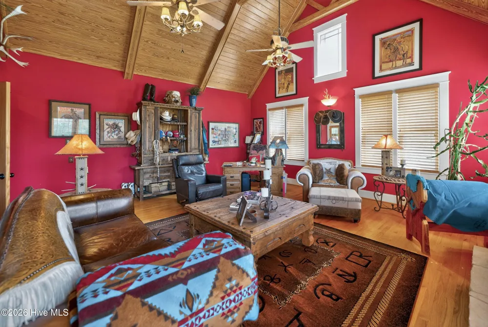 548 Double N Road Pittsboro, NC 27312