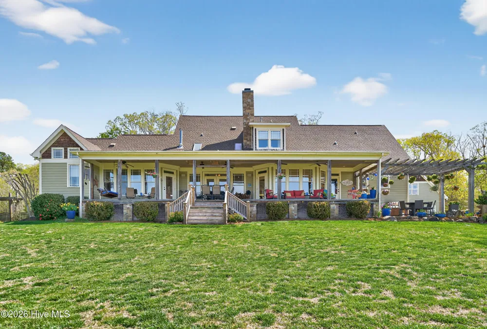 548 Double N Road Pittsboro, NC 27312