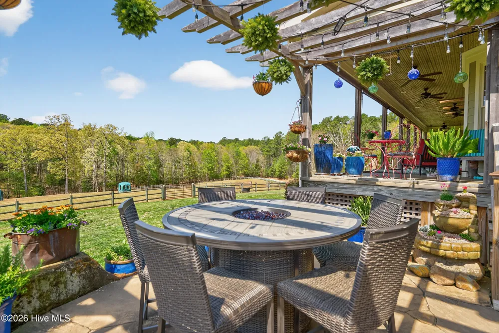 548 Double N Road Pittsboro, NC 27312