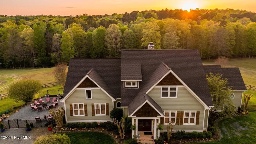 548 Double N Road Pittsboro, NC 27312