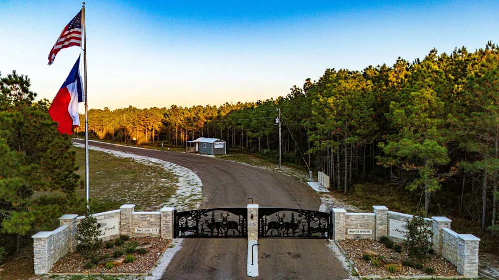 313 King Ranch Road South Onalaska, TX 77360