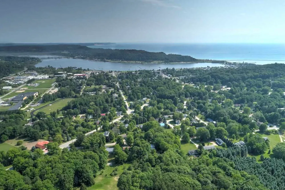 Day Avenue Frankfort City, MI 49635