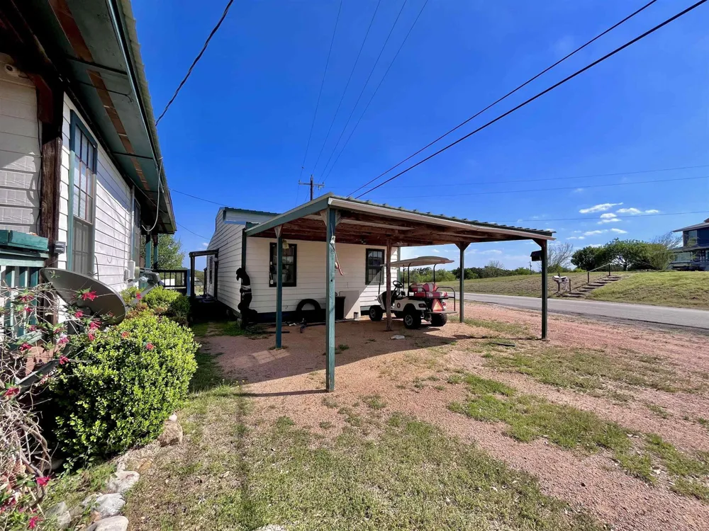 510 Eldorado Street Tow, TX 78672