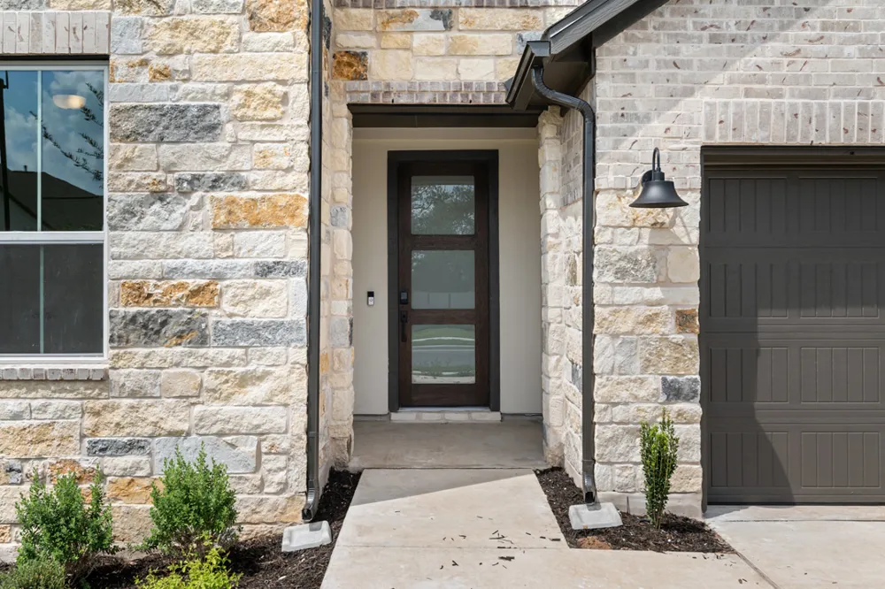 1110 Blue Moon Drive Georgetown, TX 78628