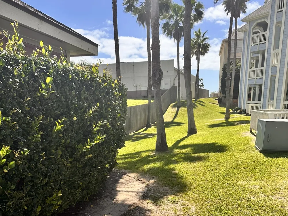 7000 Seawall Boulevard #125 Galveston, TX 77551