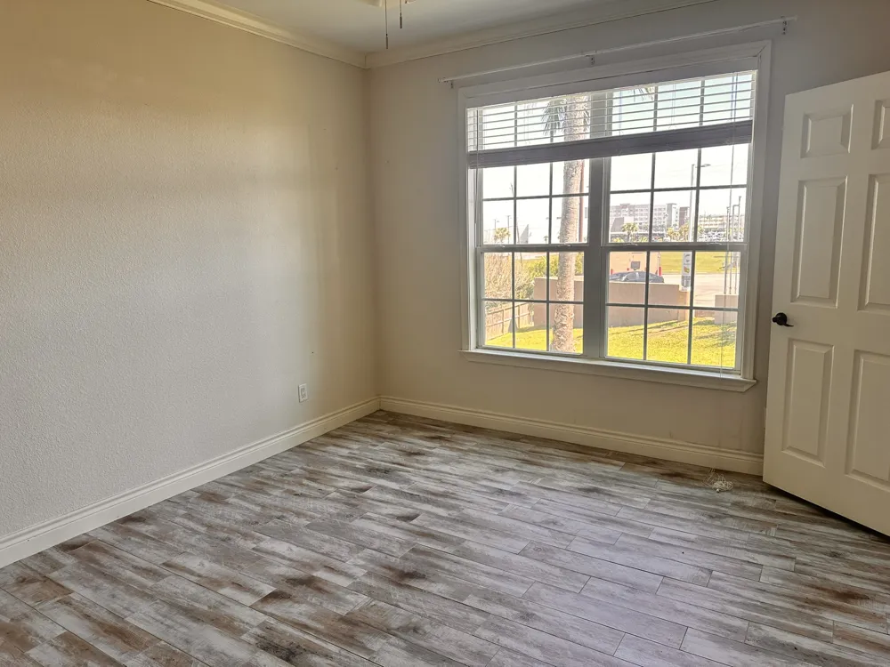 7000 Seawall Boulevard #125 Galveston, TX 77551