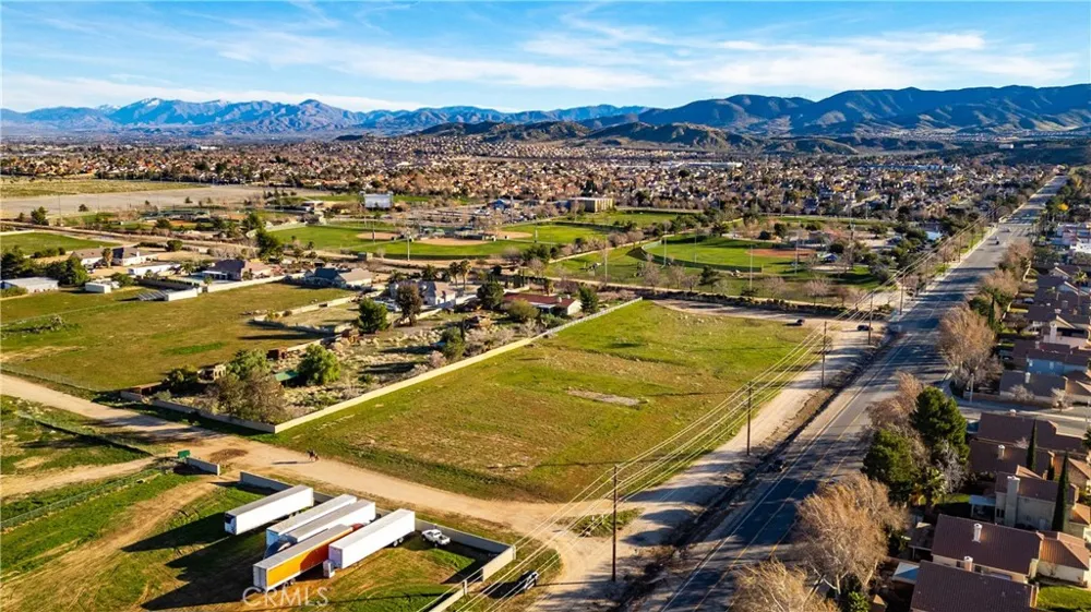 30th Palmdale, CA 93551