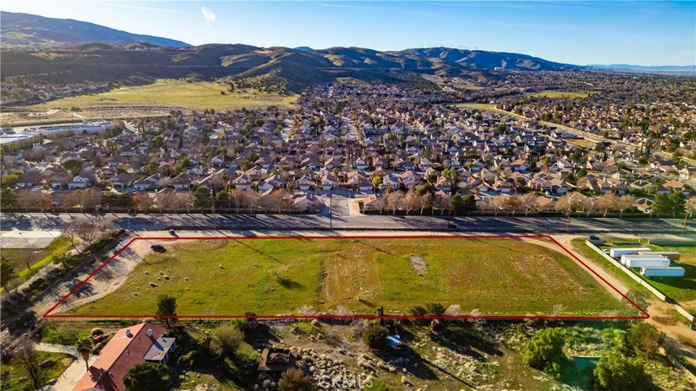 30th Palmdale, CA 93551