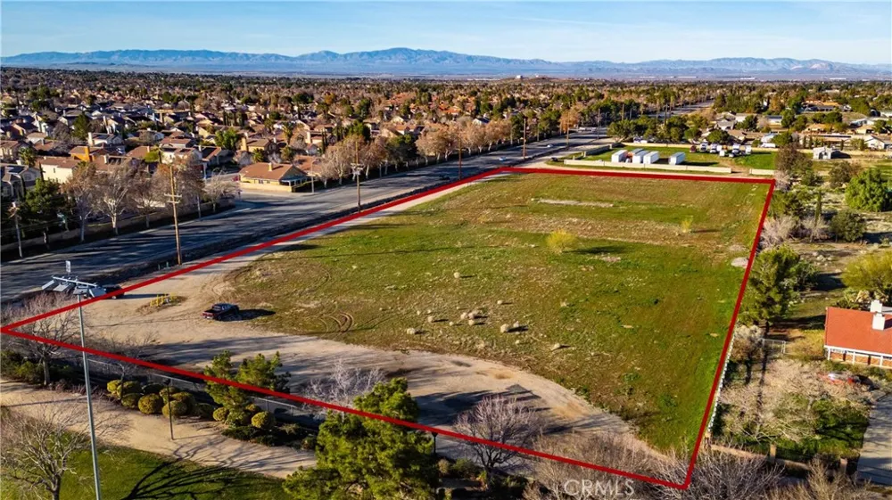 30th Palmdale, CA 93551