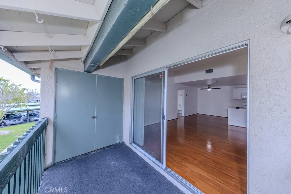 23222 Orange #4 Lake Forest, CA 92630