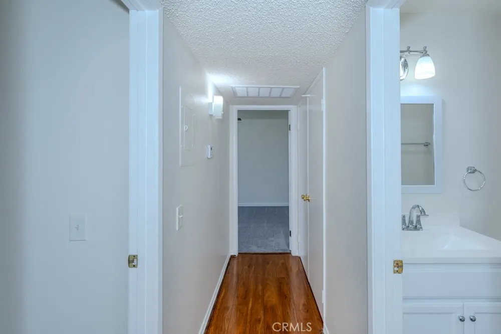 23222 Orange #4 Lake Forest, CA 92630