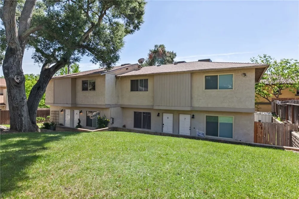 9780 Las Lomas #9 Atascadero, CA 93422