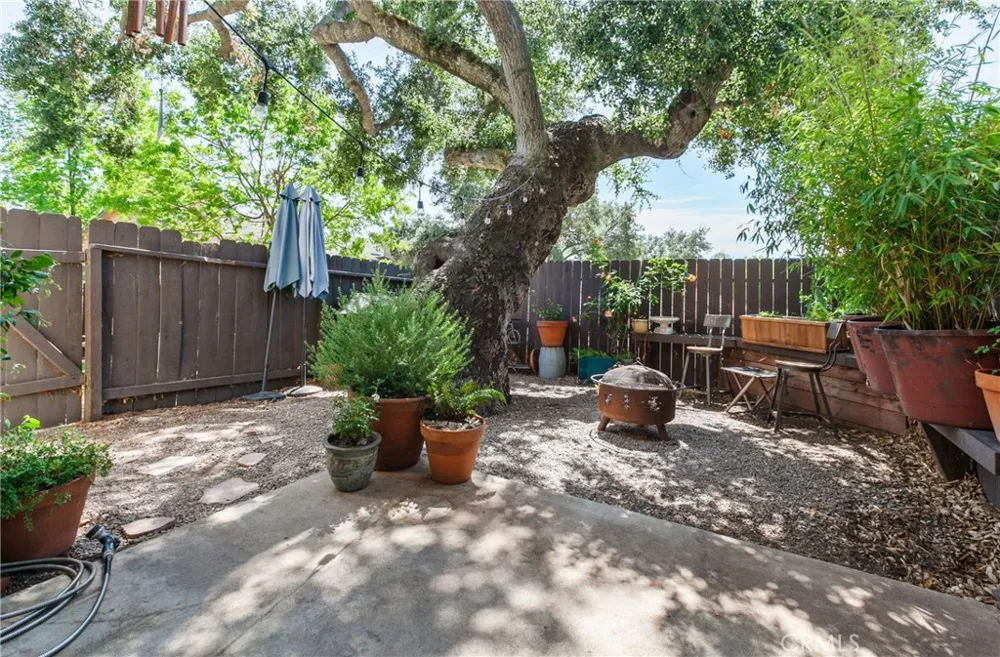 9780 Las Lomas #9 Atascadero, CA 93422