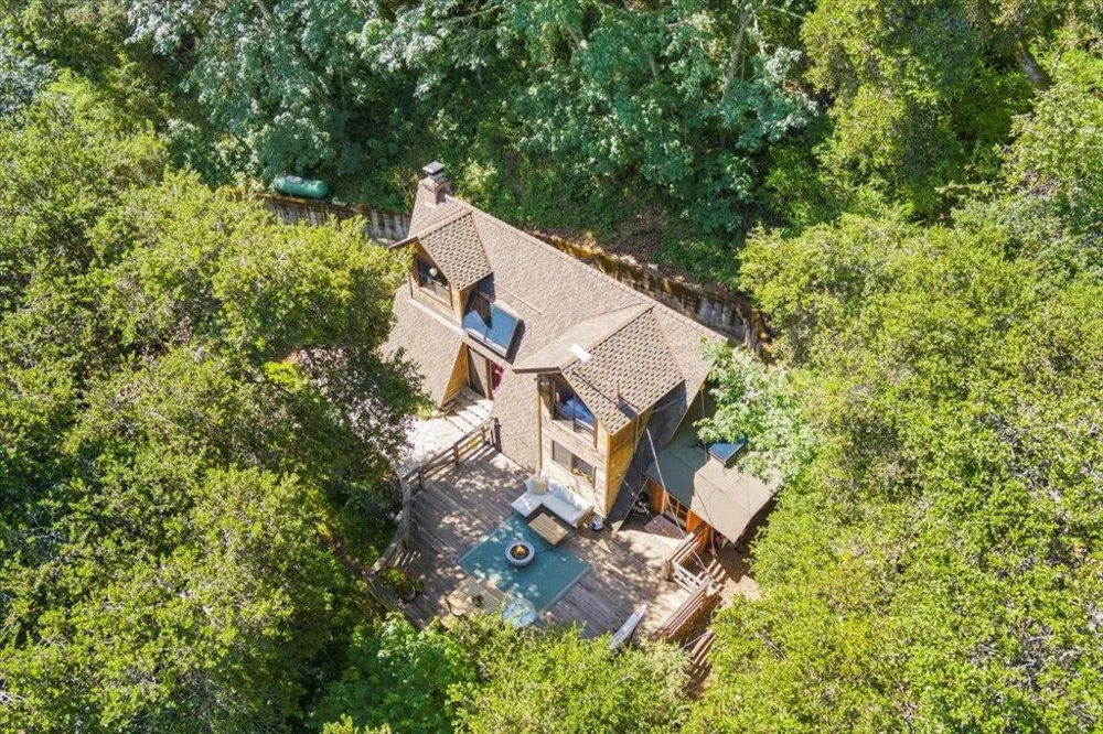 65 Hitchcock Carmel Valley, CA 93924