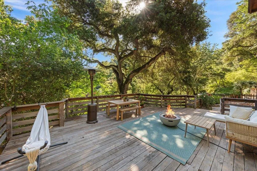 65 Hitchcock Carmel Valley, CA 93924