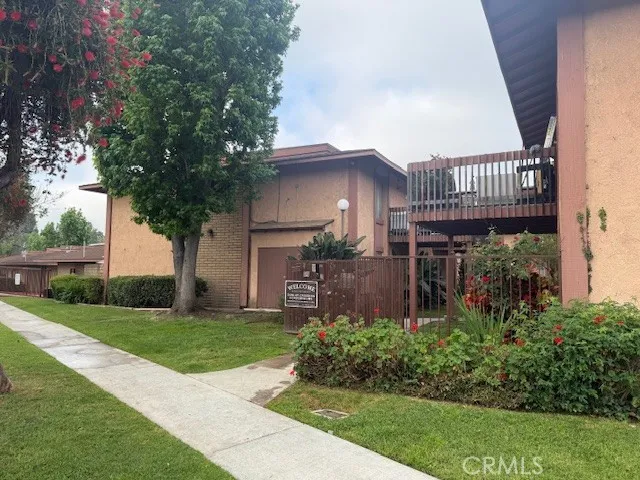 5905 Rosemead Blvd #21 Pico Rivera, CA 90660