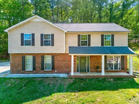 8706 Wooded Vale Court