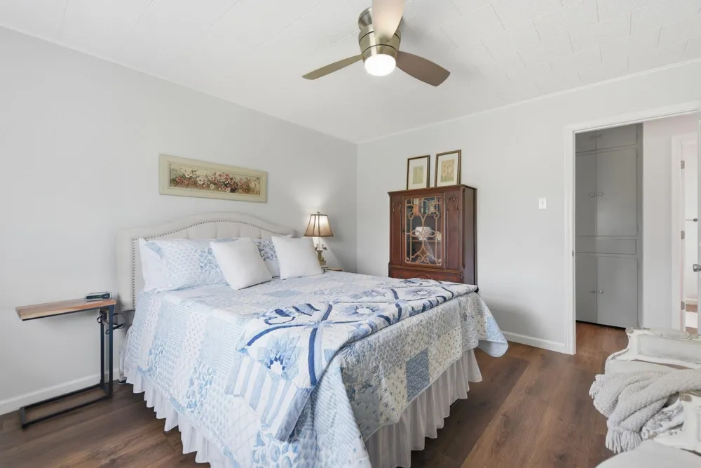 1620 W Us Highway 290 Carmine, TX 78932