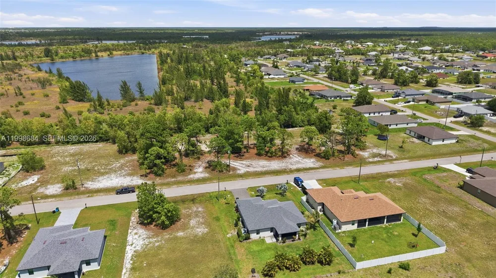 2817 NW 27th ST Cape Coral, FL 33993