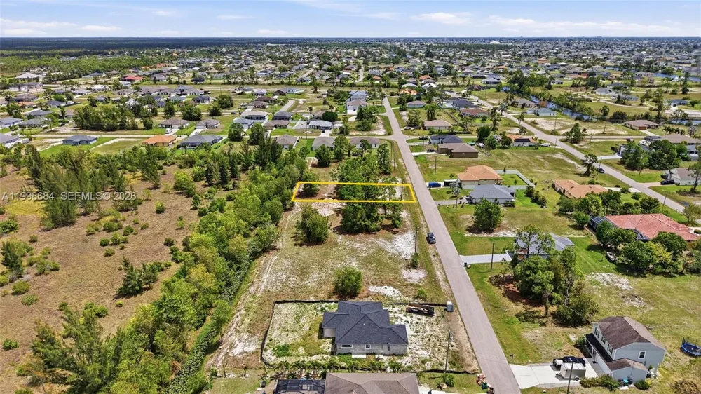 2817 NW 27th ST Cape Coral, FL 33993