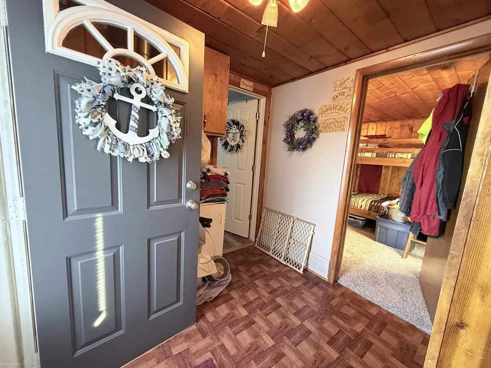 4978 Long Lake Road Plainfield Township, MI 48739