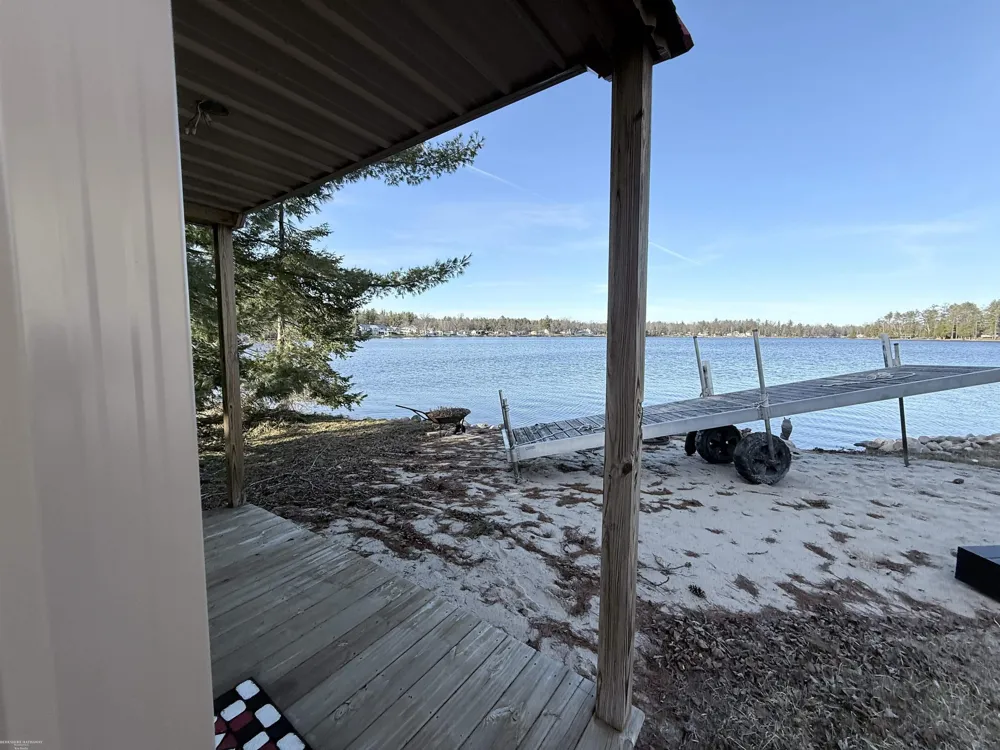 4978 Long Lake Road Plainfield Township, MI 48739