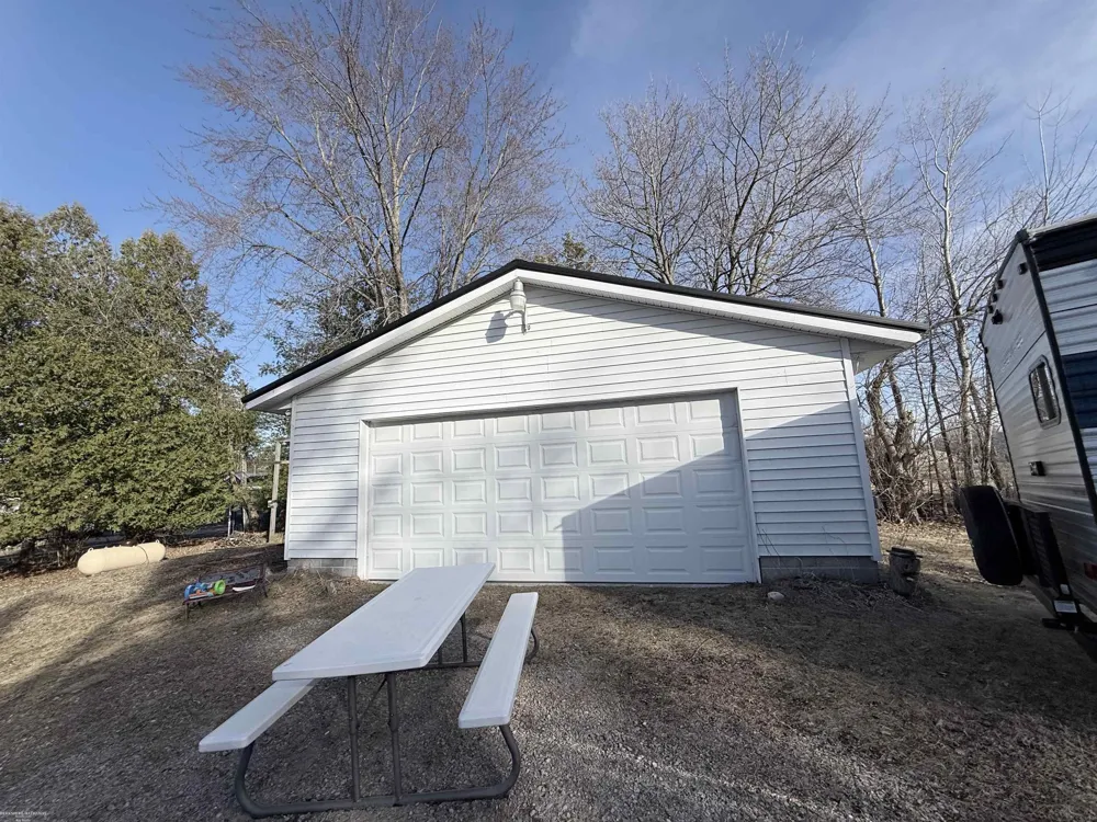 4978 Long Lake Road Plainfield Township, MI 48739