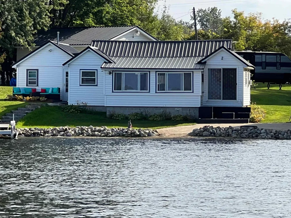 4978 Long Lake Road Plainfield Township, MI 48739