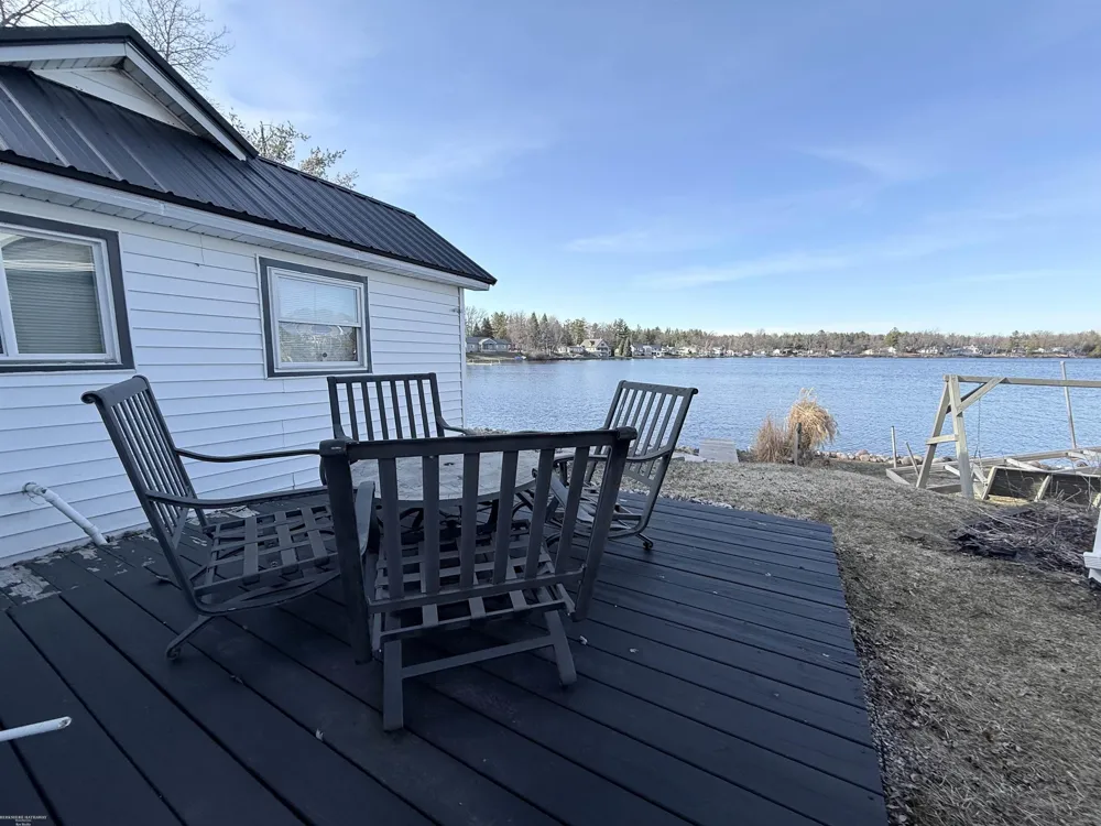 4978 Long Lake Road Plainfield Township, MI 48739