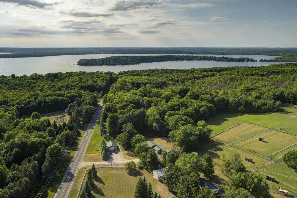 4793 E Duck Lake Road Green Lake Township, MI 49637