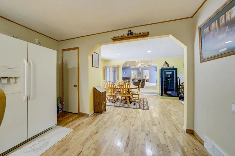 4793 E Duck Lake Road Green Lake Township, MI 49637