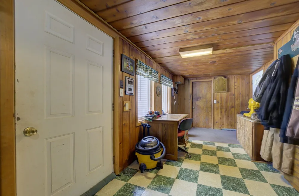 4793 E Duck Lake Road Green Lake Township, MI 49637