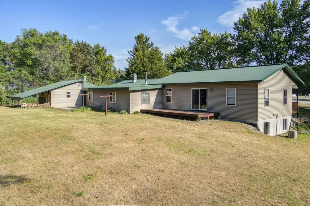4793 E Duck Lake Road Green Lake Township, MI 49637