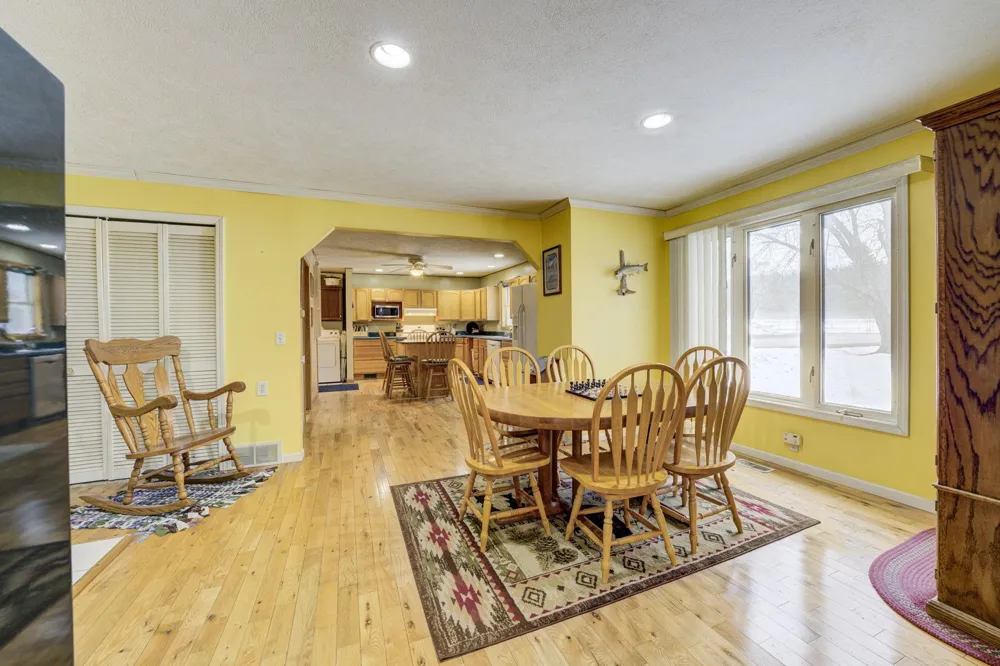 4793 E Duck Lake Road Green Lake Township, MI 49637