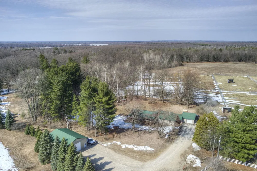 4793 E Duck Lake Road Green Lake Township, MI 49637