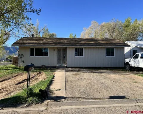 5 W 10th Street