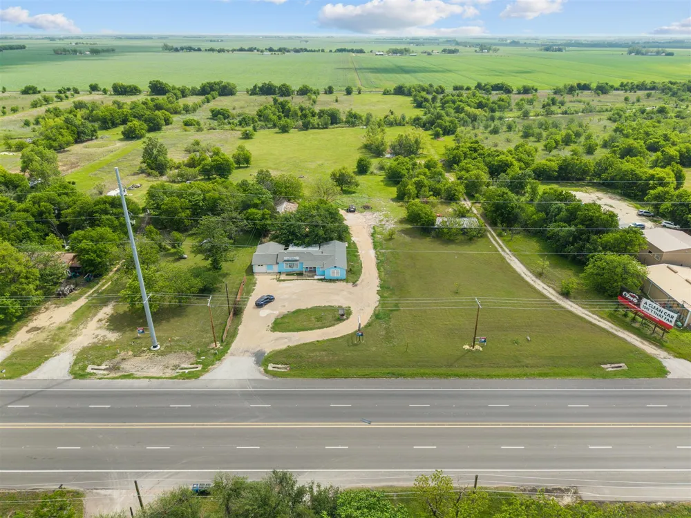 3101 S Hwy 95 Taylor, TX 76574