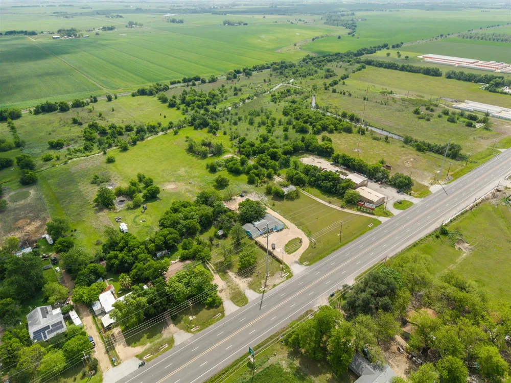 3101 S Hwy 95 Taylor, TX 76574