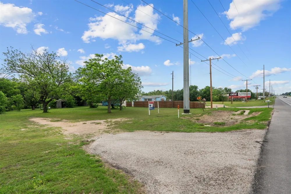 3101 S Hwy 95 Taylor, TX 76574