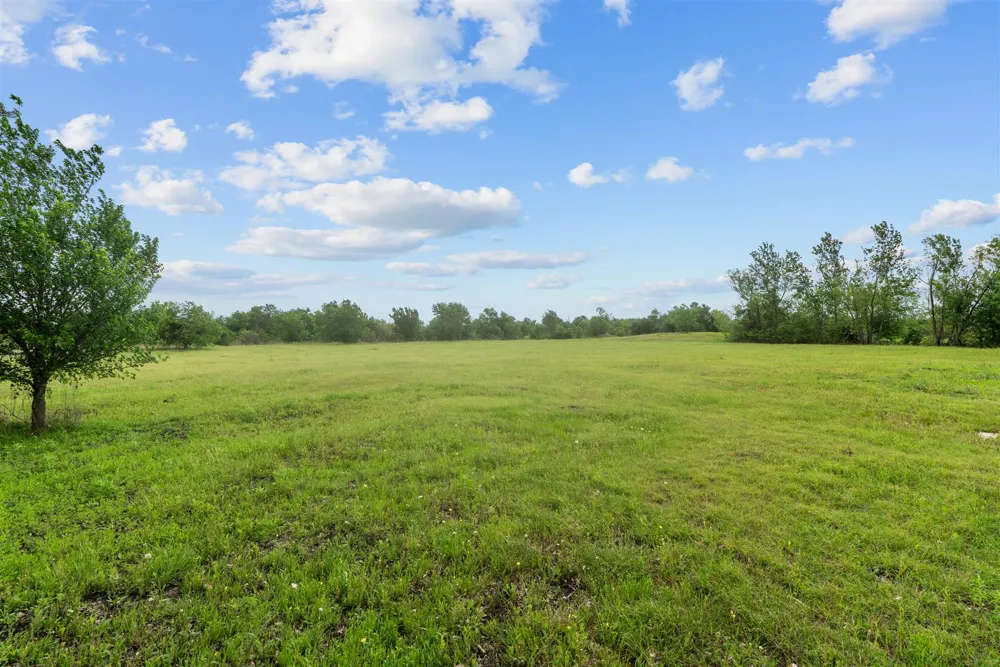 3101 S Hwy 95 Taylor, TX 76574