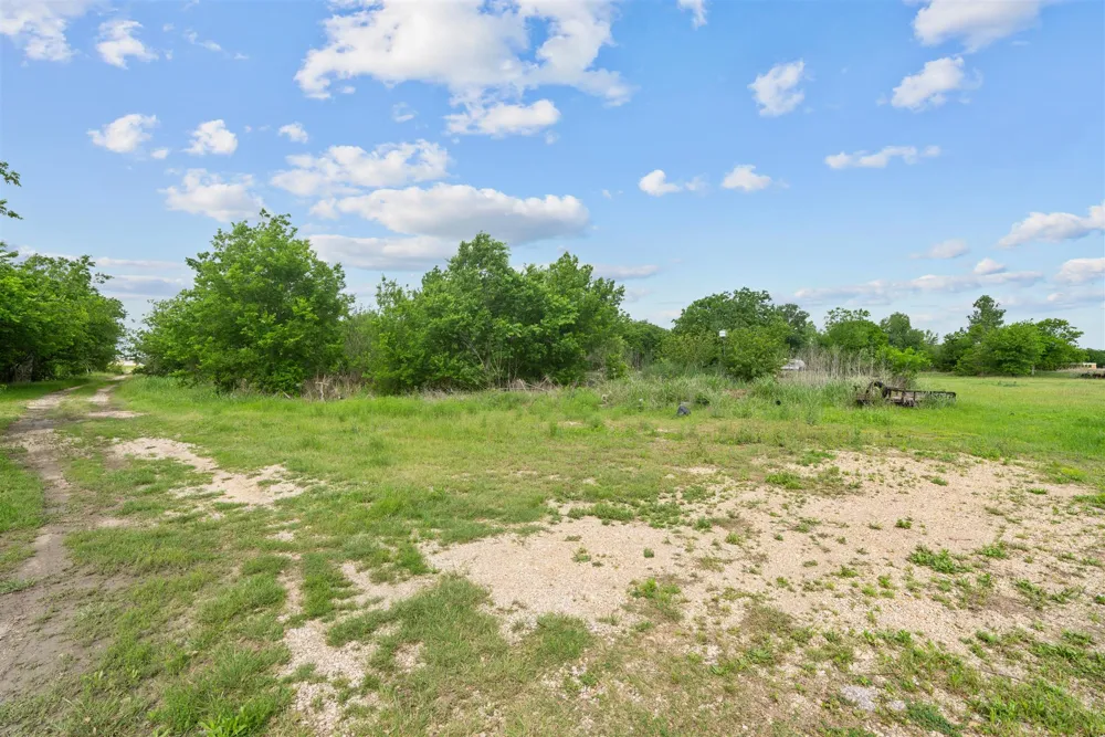 3101 S Hwy 95 Taylor, TX 76574