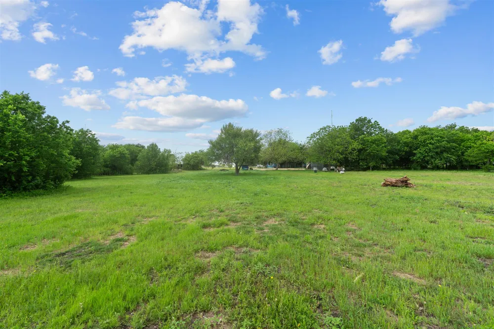 3101 S Hwy 95 Taylor, TX 76574