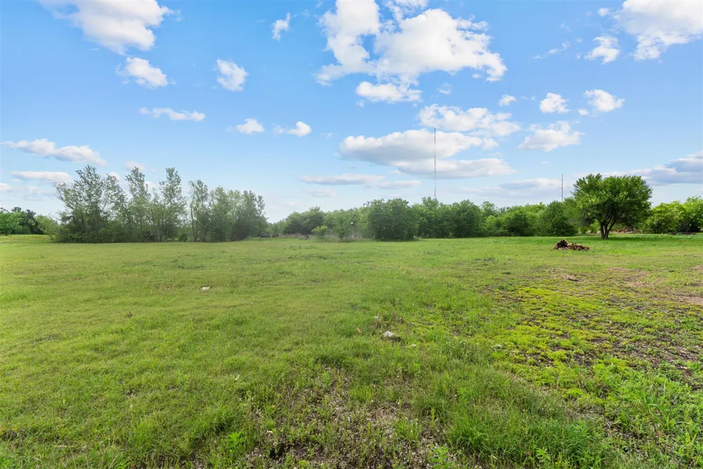 3101 S Hwy 95 Taylor, TX 76574